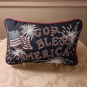 GOD BLESS AMERICA TAPESTRY PILLOW